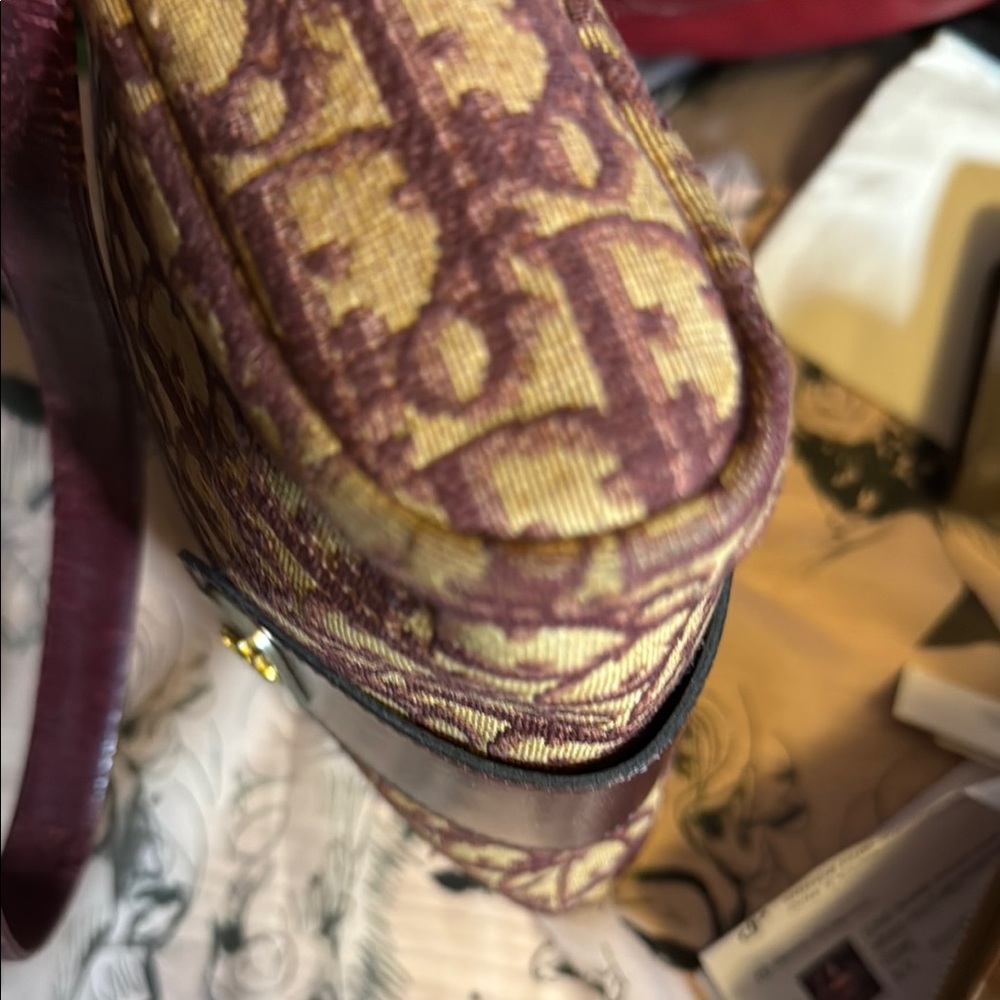 Dior Tan and Purple Shoulder Bag with Monogram Design - Picture 4 of 9
